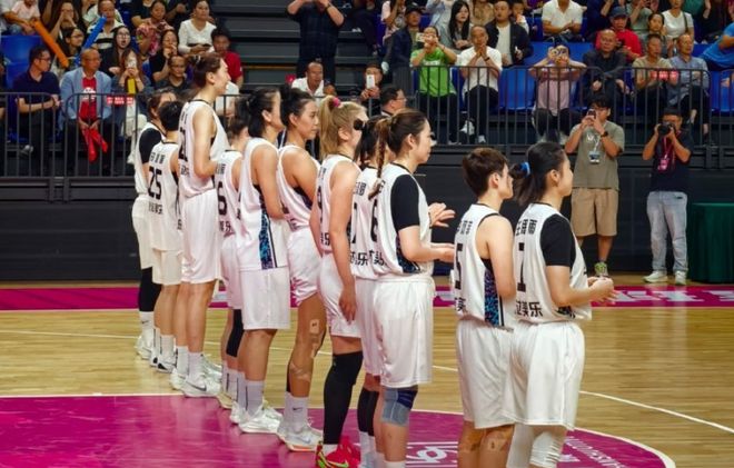 篮38分大胜武汉 进决赛战江苏冲4连冠ky开元棋牌全锦赛:韩旭8中7四川女(图3) 篮38分大胜武汉 进决赛战江苏冲4连冠ky开元棋牌全锦赛:韩旭8中7四川女(图3)